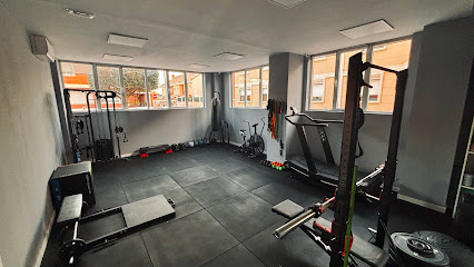 Centro de entrenamiento personal evoluciona (Arroyo de la Encomienda