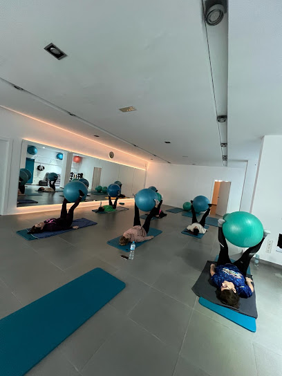 Centro de entrenamiento y bienestar RF (San Pedro Alcántara