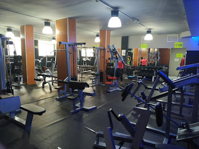 Gimnasio Muscle Beach (Almería