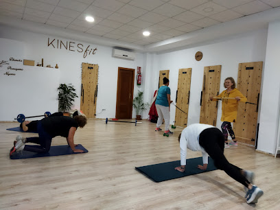 Kinesfit. Estudio Pilates y Yoga (Los Palacios y Villafranca