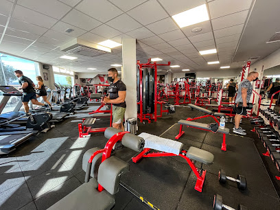 Raw Training Fitness y Musculación (Conil de la Frontera